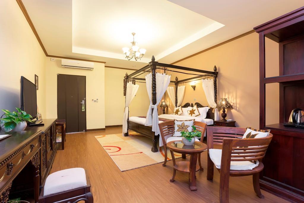 Bali Hotel Phnom Penh Room photo
